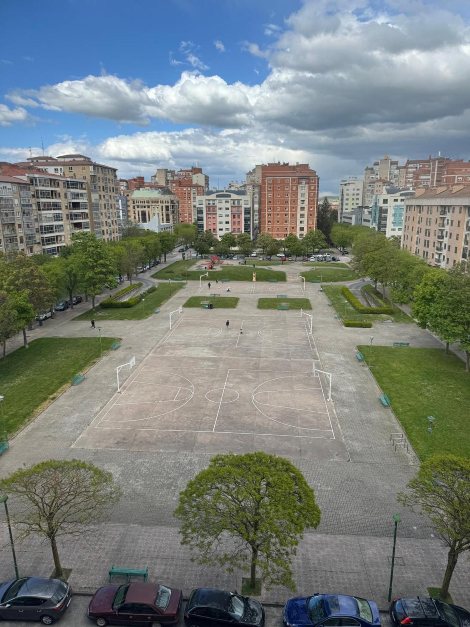 Habitaciones De Lujo Con Hermosas Vistas A La Cuidad Burgo Exterior foto